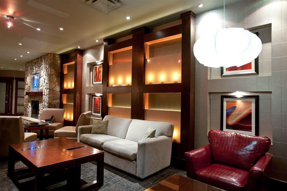 Sandman Hotel Edmonton West Extérieur photo