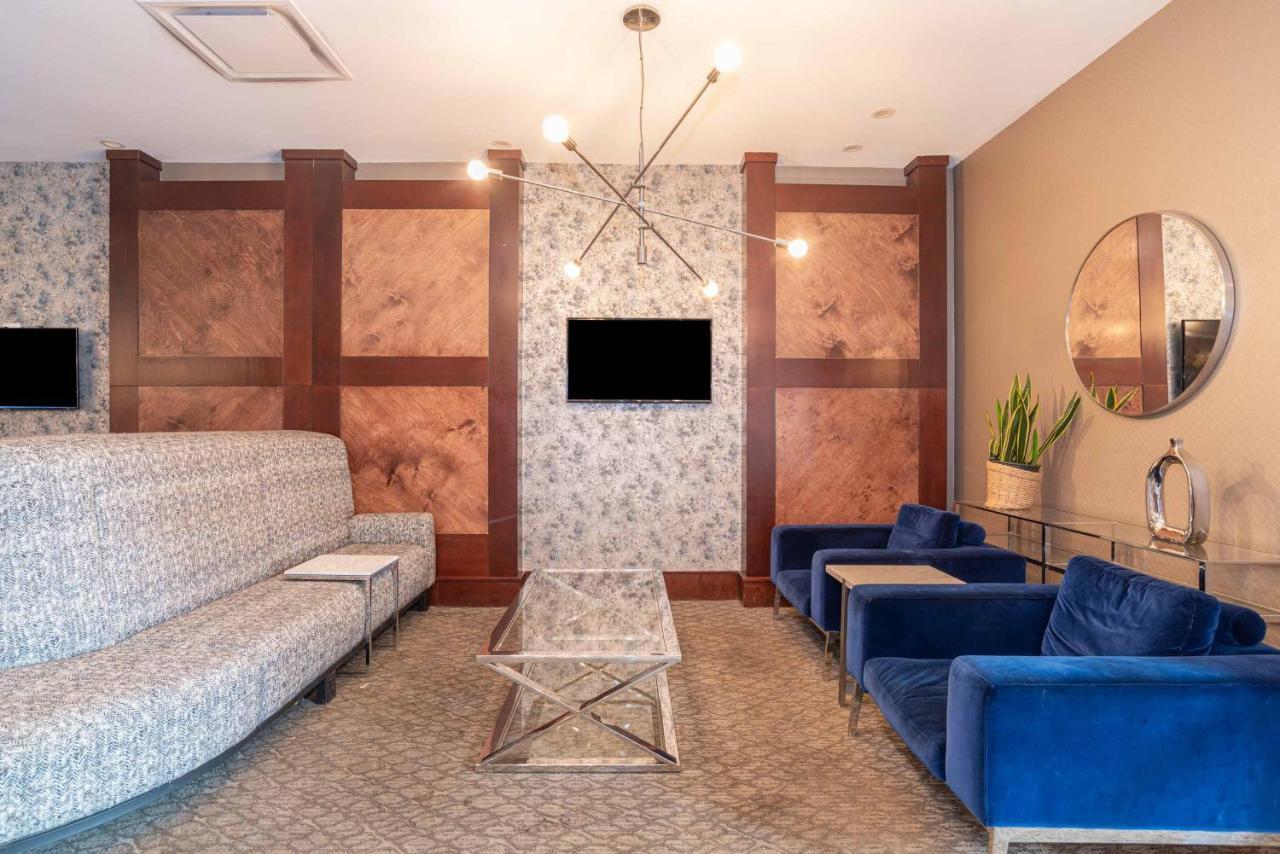 Sandman Hotel Edmonton West Extérieur photo