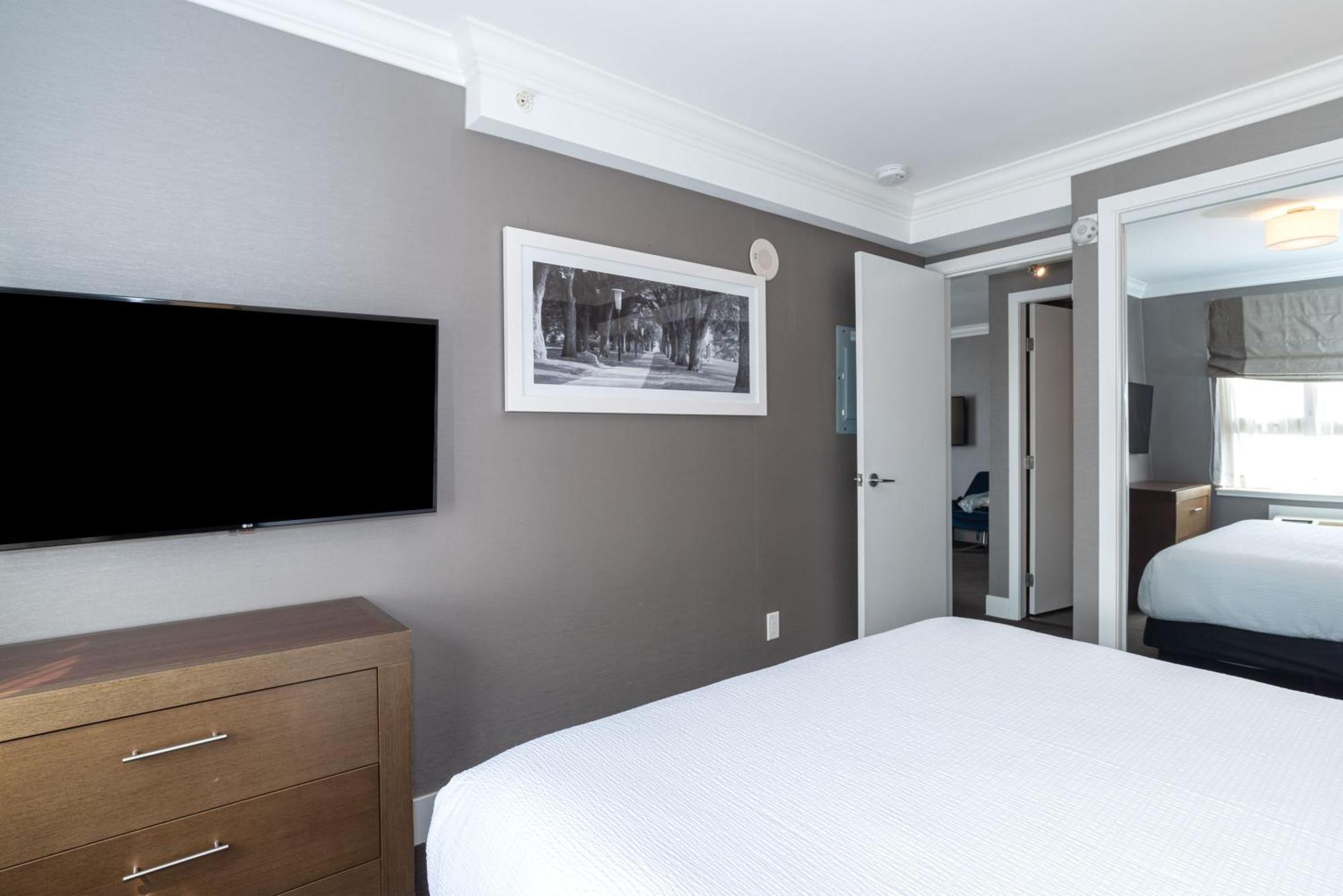 Sandman Hotel Edmonton West Extérieur photo