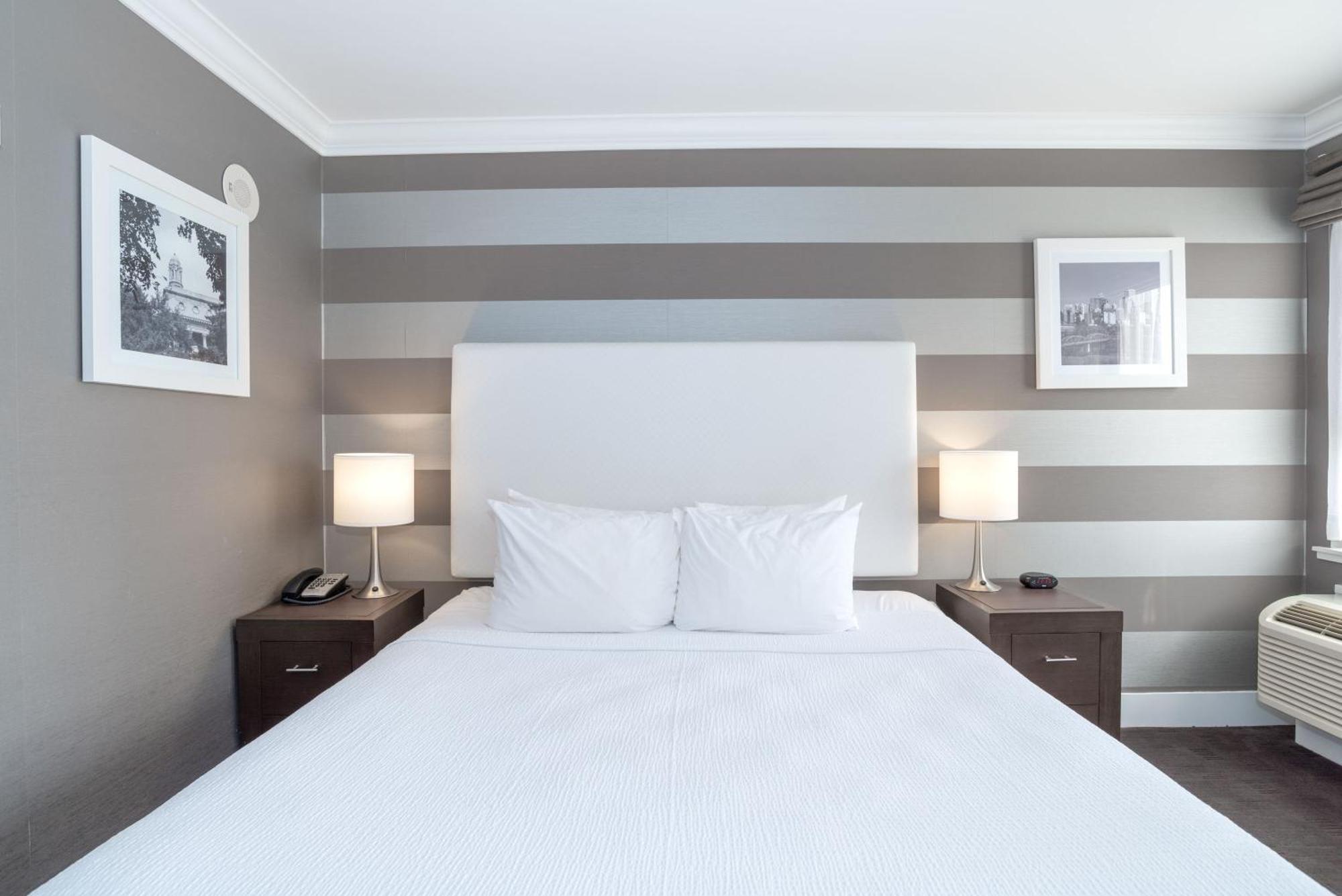 Sandman Hotel Edmonton West Extérieur photo
