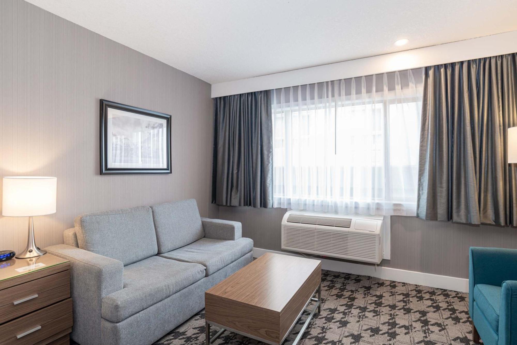 Sandman Hotel Edmonton West Extérieur photo