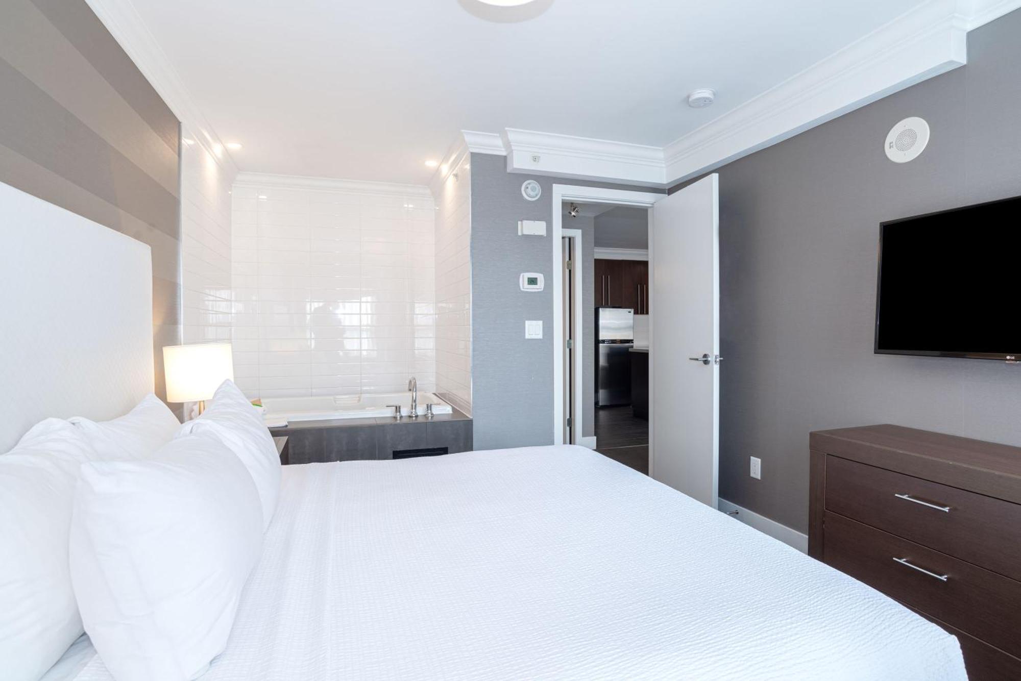 Sandman Hotel Edmonton West Extérieur photo