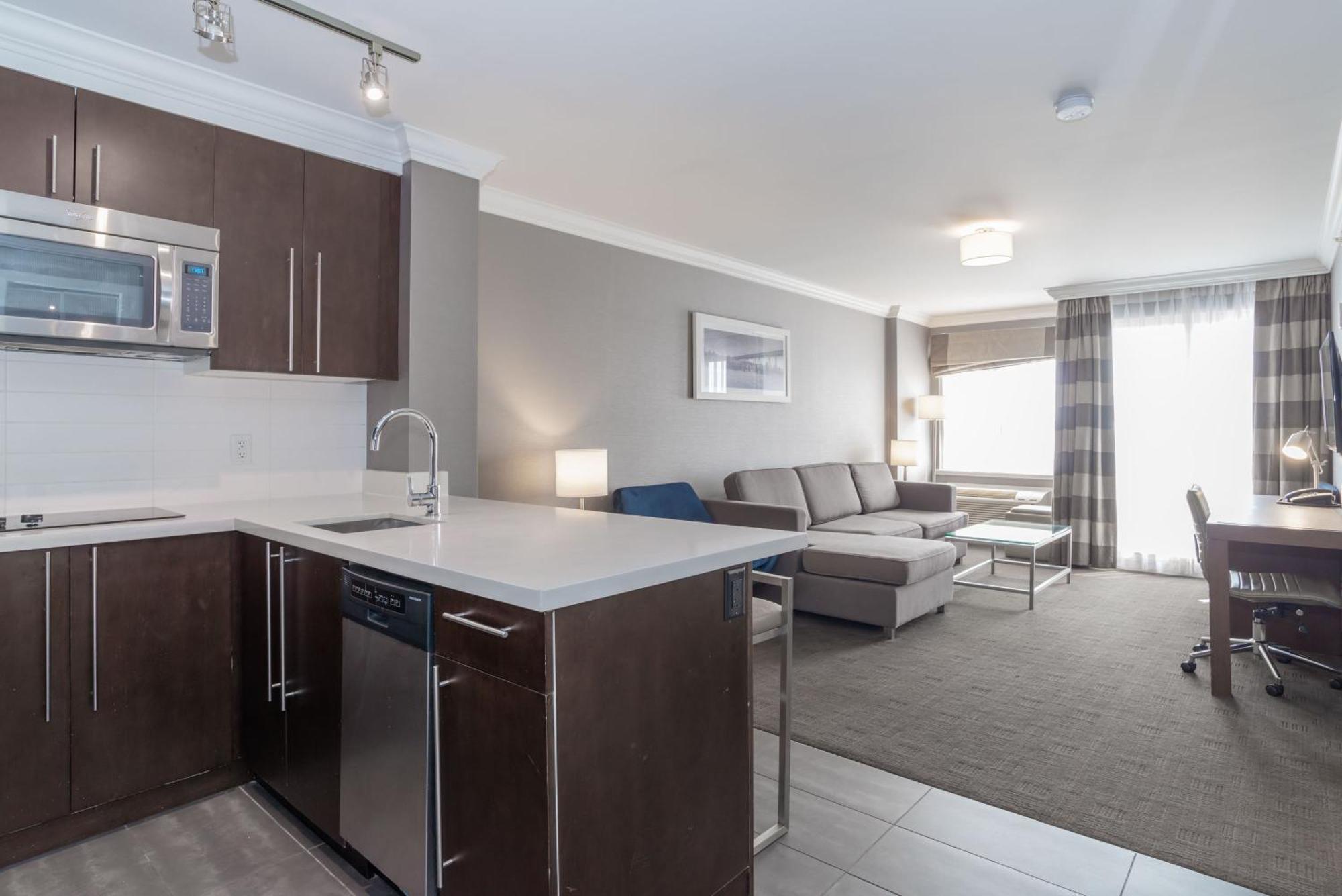 Sandman Hotel Edmonton West Extérieur photo