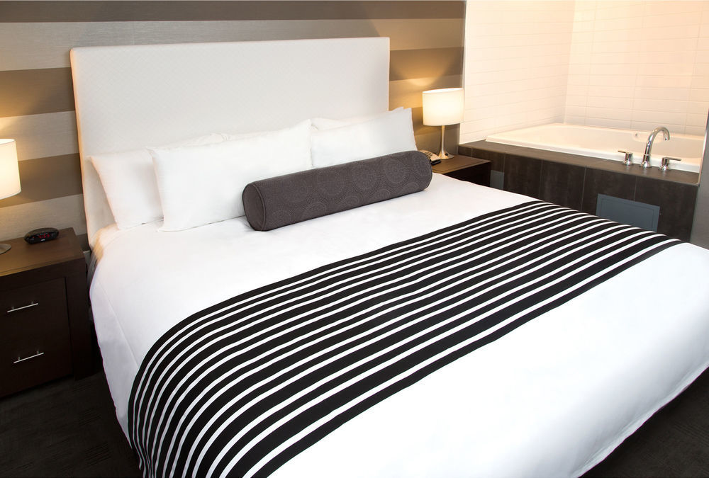 Sandman Hotel Edmonton West Extérieur photo